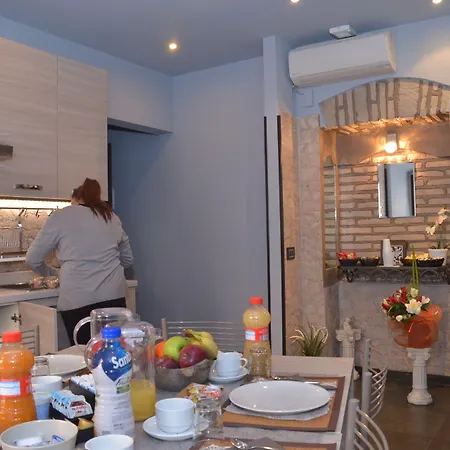 La Casa Di Patty Couette-café 3*